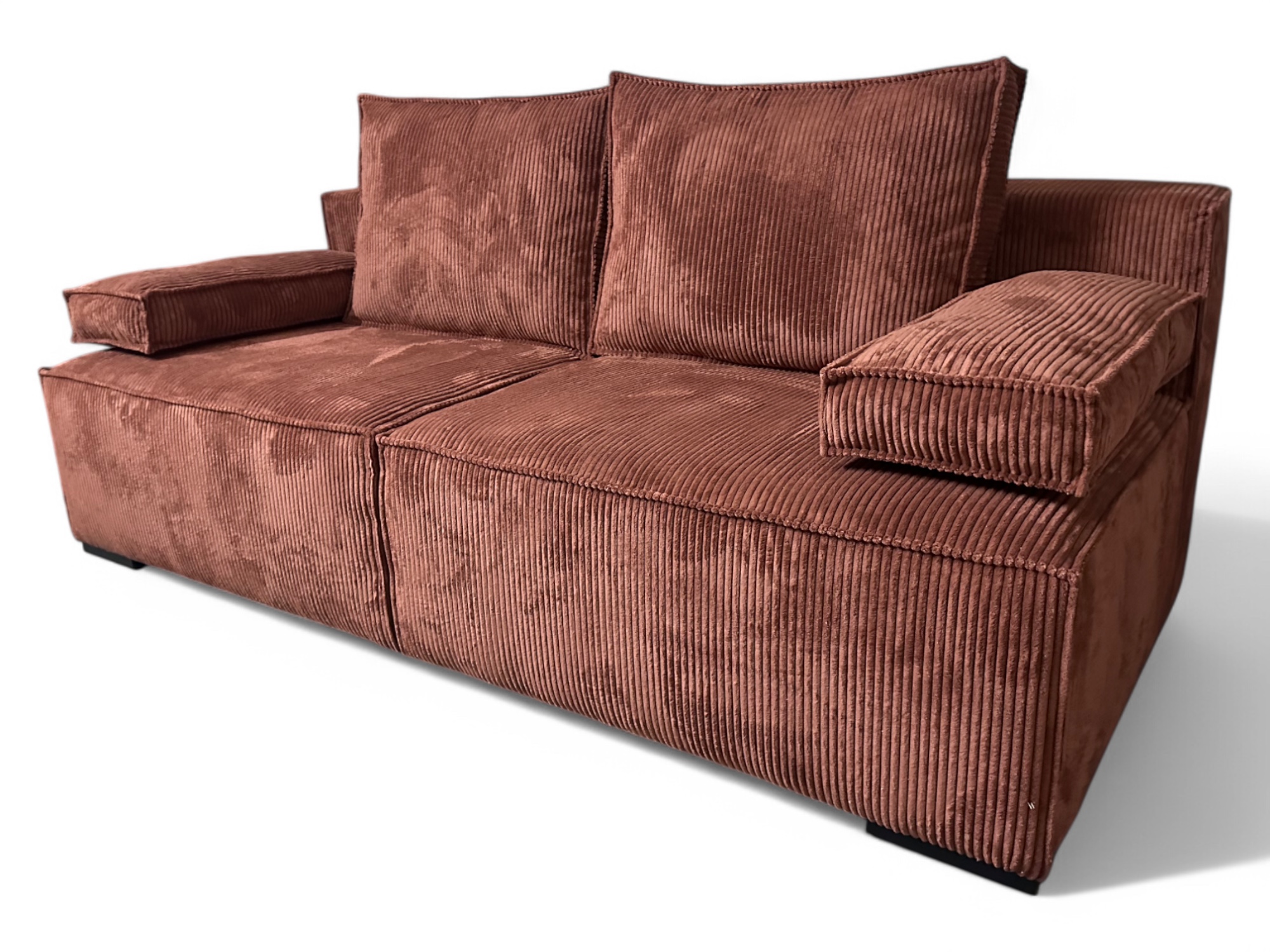 Nowoczesna sofa sztruksowa w stylu loftowym